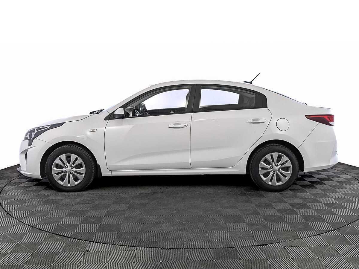 Kia Rio 2021 года с пробегом. Фото: #7