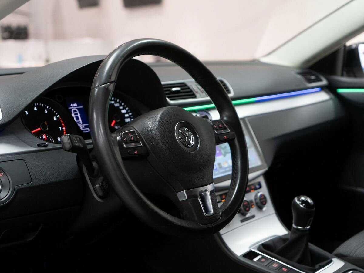 Volkswagen Passat CC 2012 года с пробегом. Фото: #4
