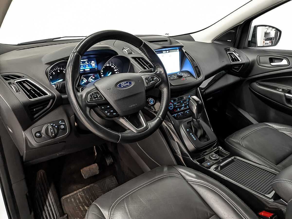 Ford Kuga 2016 года с пробегом. Фото: #12