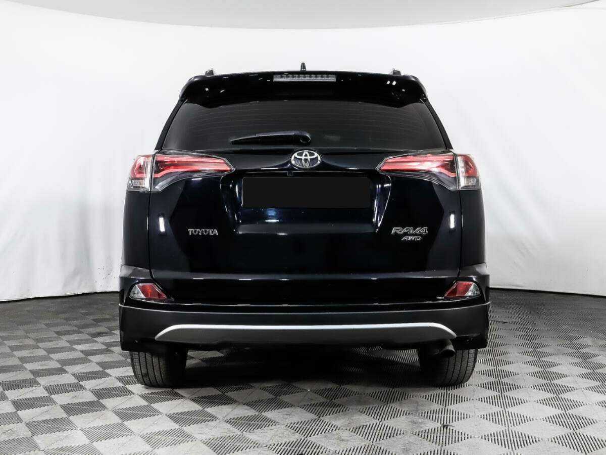 Toyota RAV4 2016 года с пробегом. Фото: #4