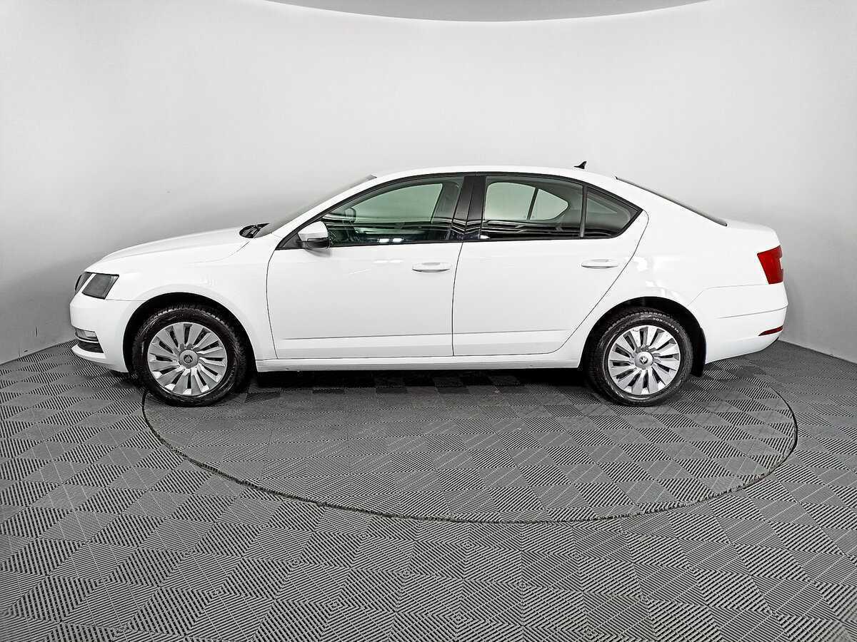 Skoda Octavia 2020 года с пробегом. Фото: #7