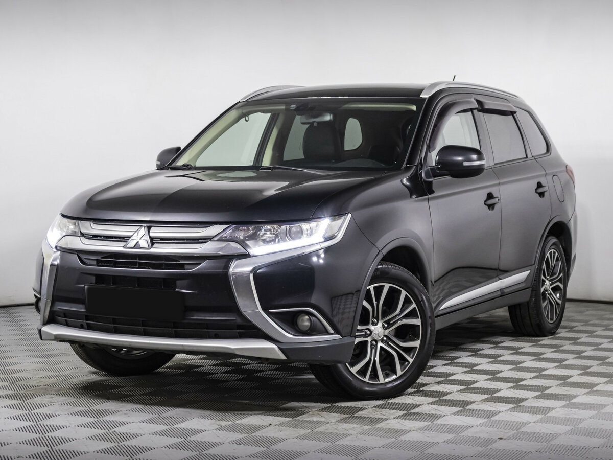 Mitsubishi Outlander 2015 года с пробегом. Посмотреть фото