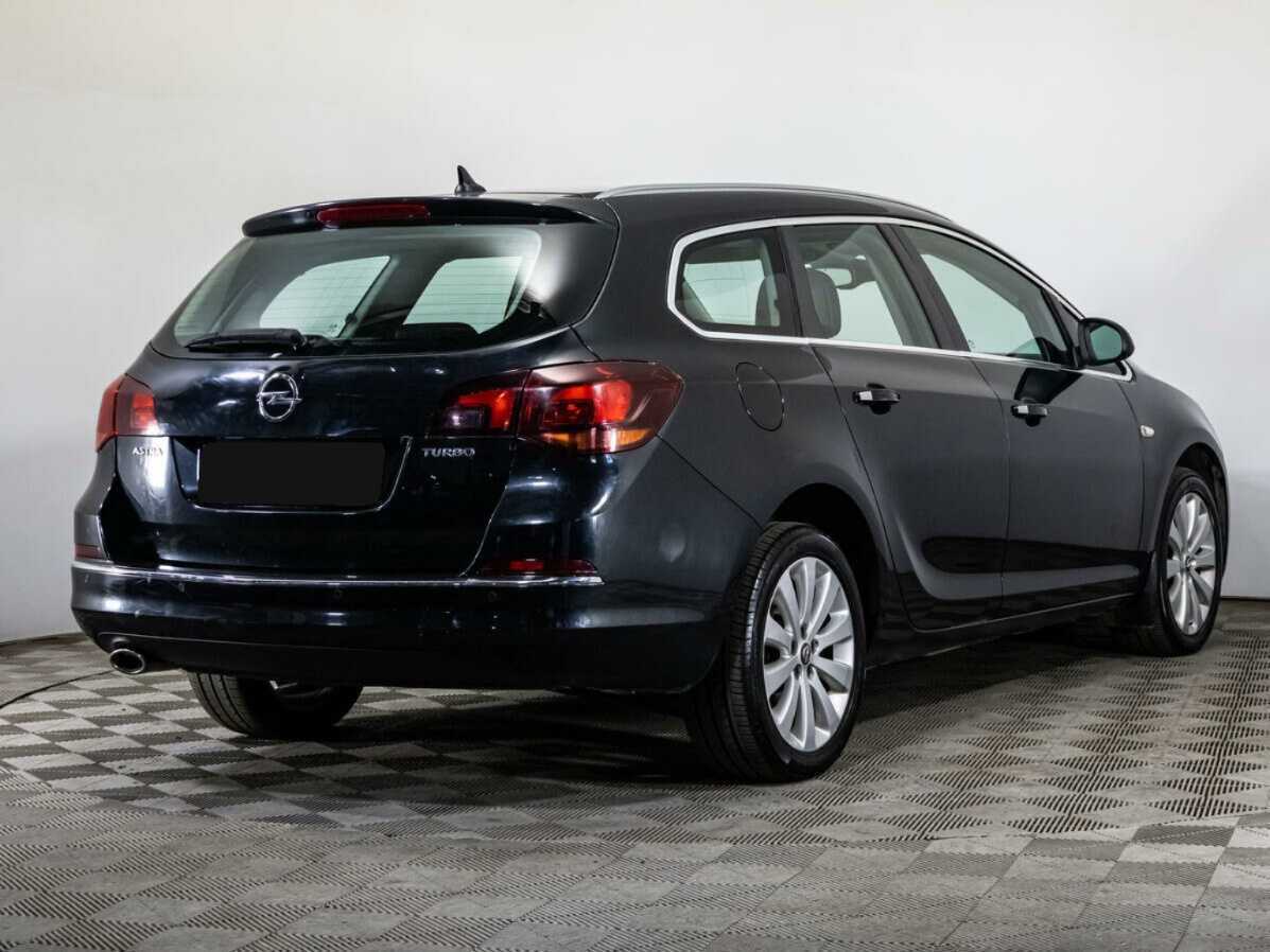 Opel Astra 2012 года с пробегом. Фото: #3