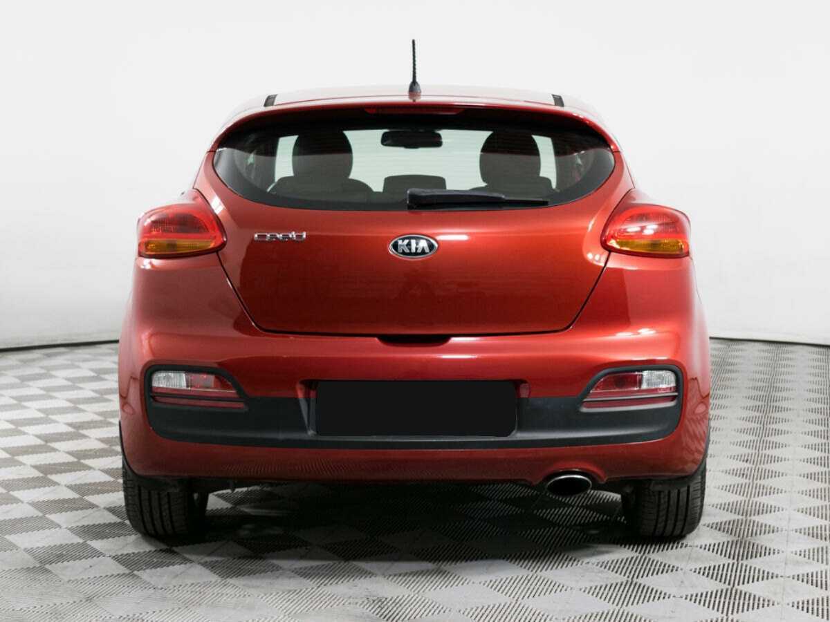Kia Ceed 2013 года с пробегом. Фото: #5