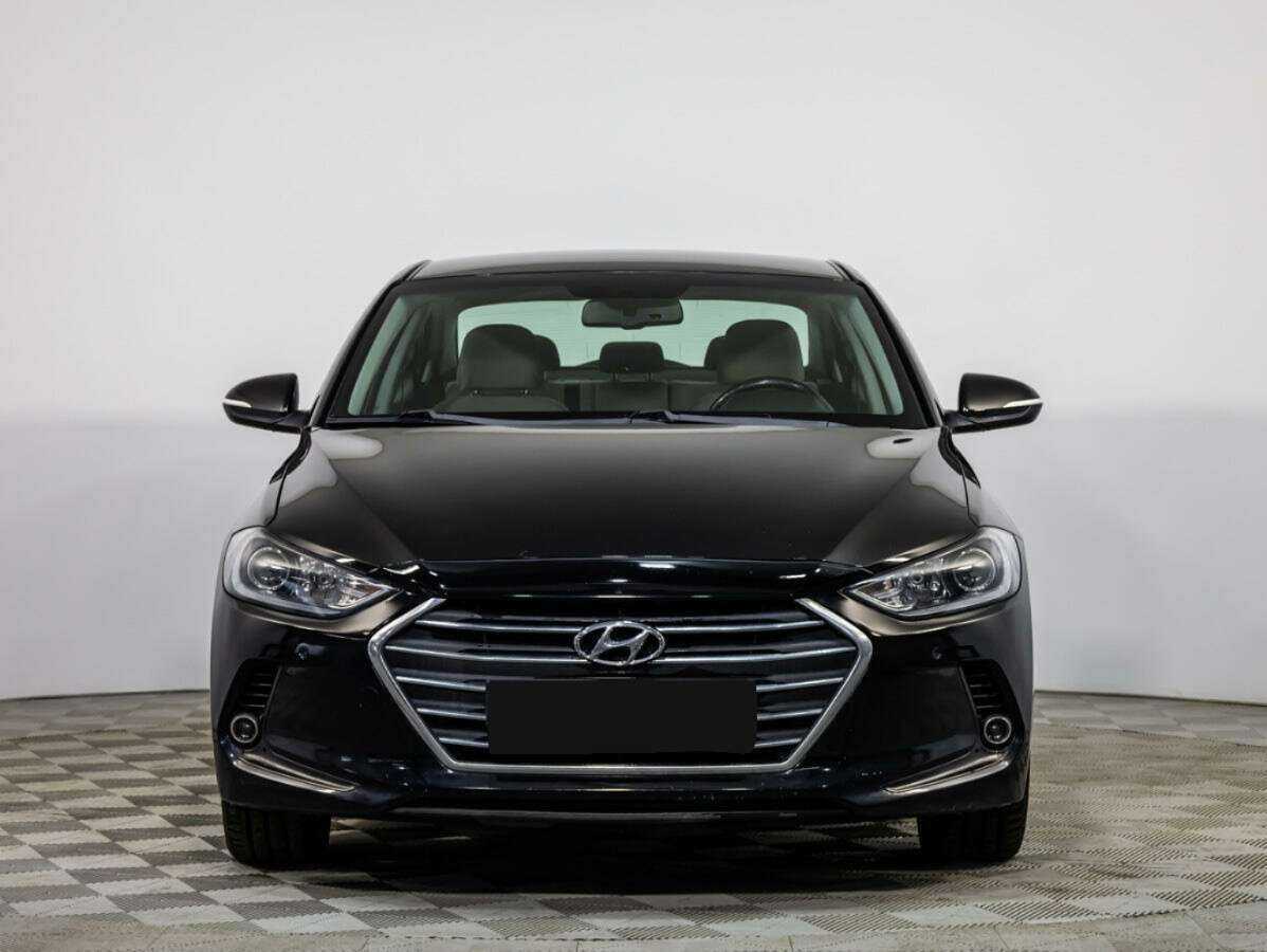 Hyundai Elantra 2018 года с пробегом. Фото: #0