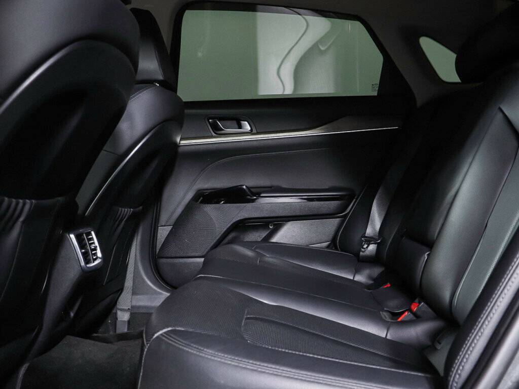 Kia K5 2020 года с пробегом. Фото: #11