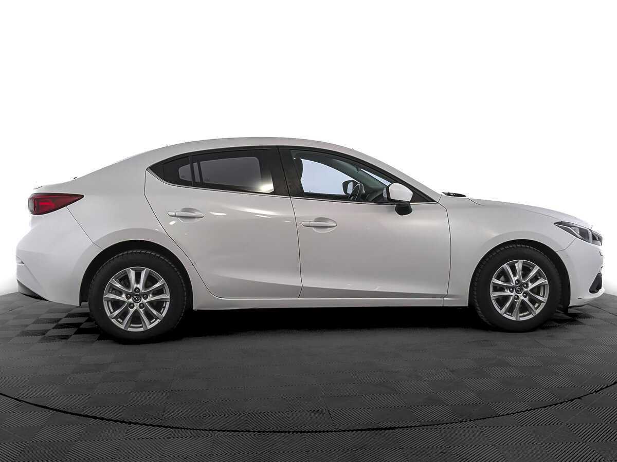 Mazda 3 2015 года с пробегом. Фото: #3