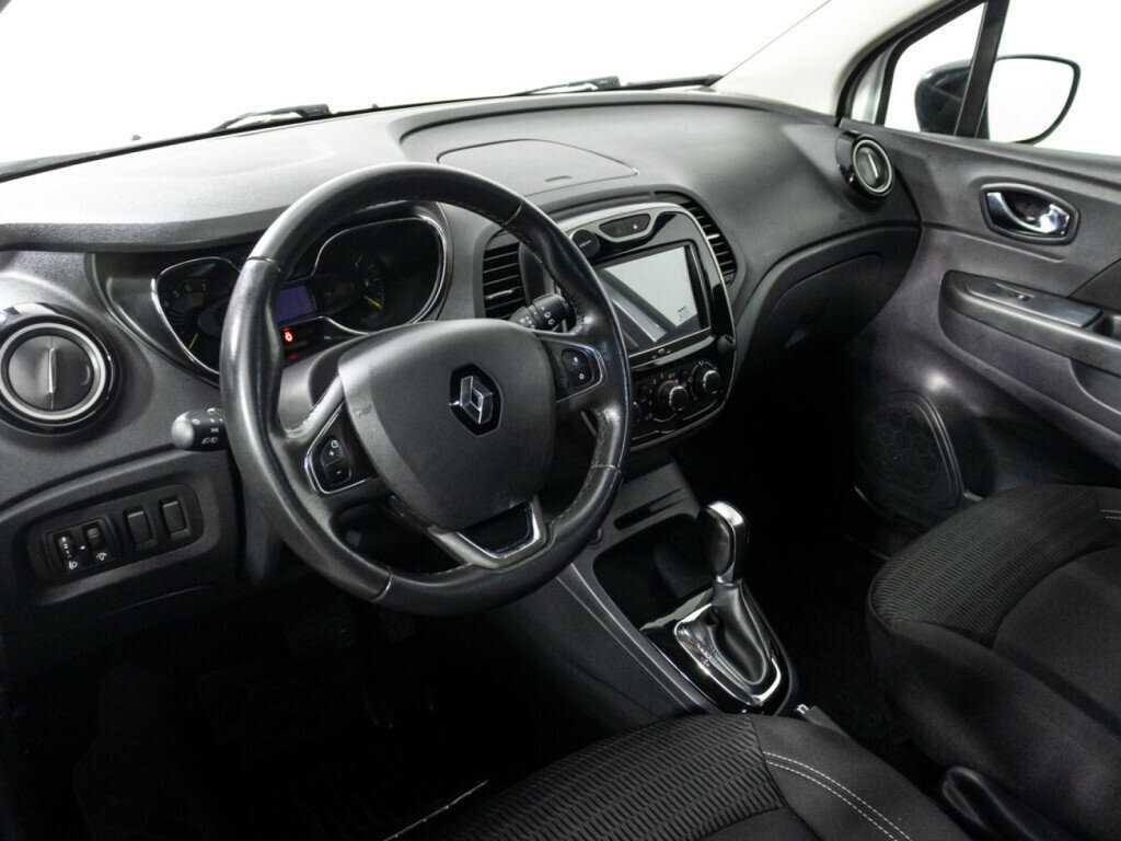 Renault Kaptur 2016 года с пробегом. Фото: #10