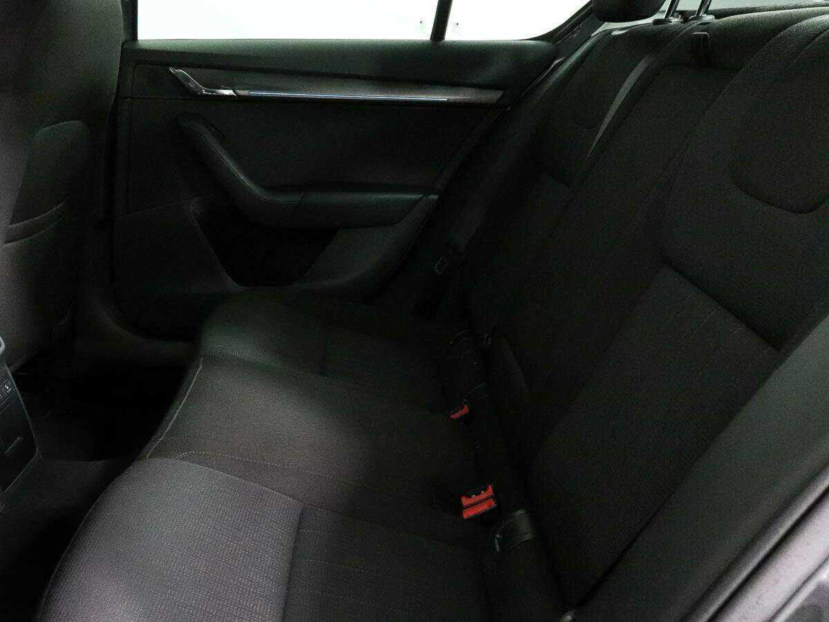 Skoda Octavia 2017 года с пробегом. Фото: #6
