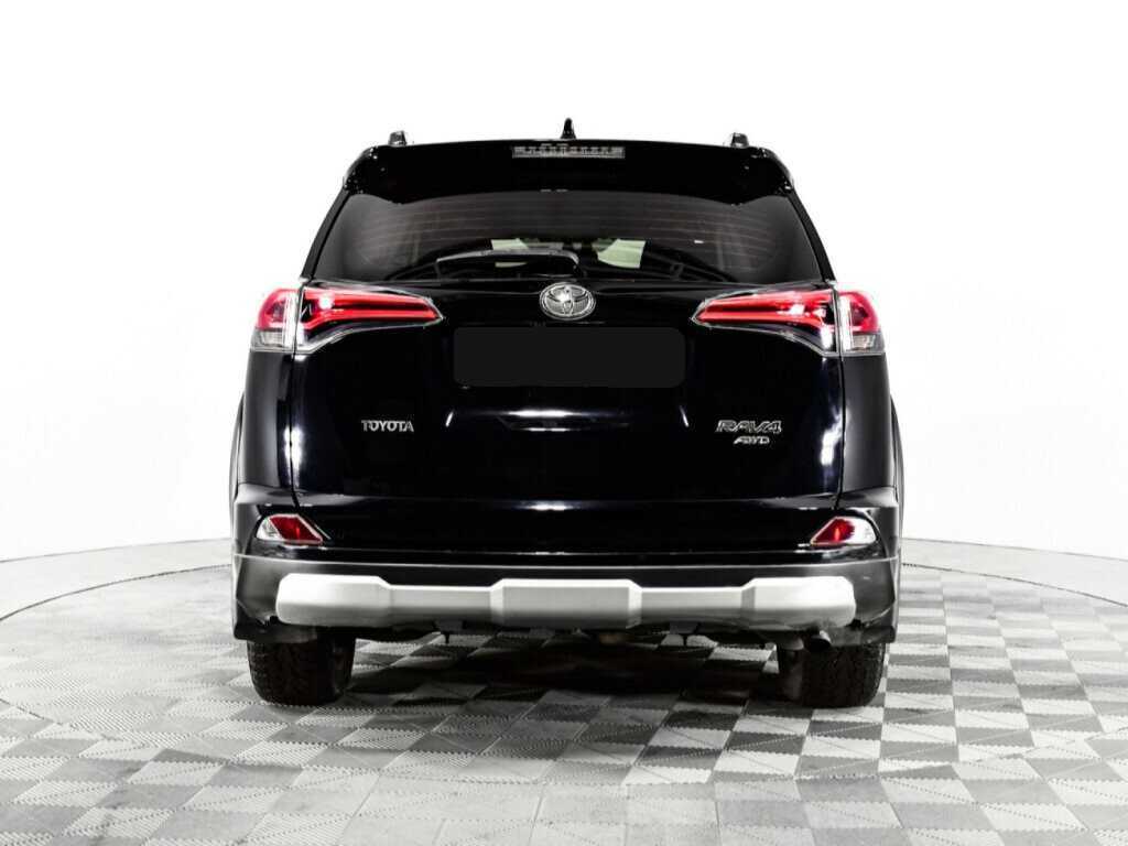 Toyota RAV4 2018 года с пробегом. Фото: #5