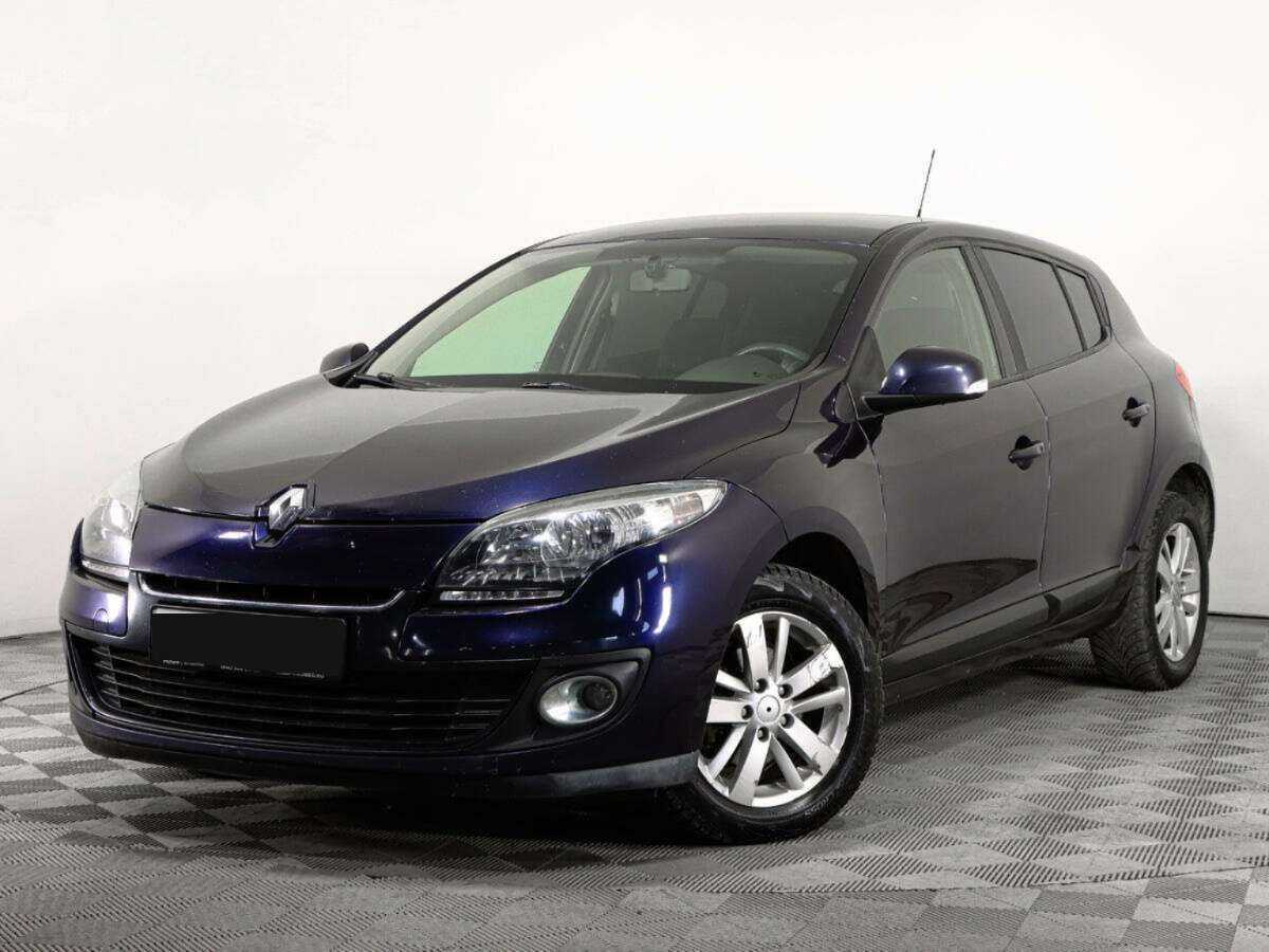 Renault Megane 2013 года с пробегом. Посмотреть фото