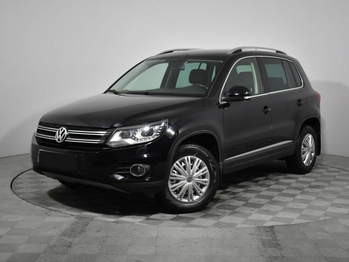 Volkswagen Tiguan 2012 года с пробегом. Посмотреть фото