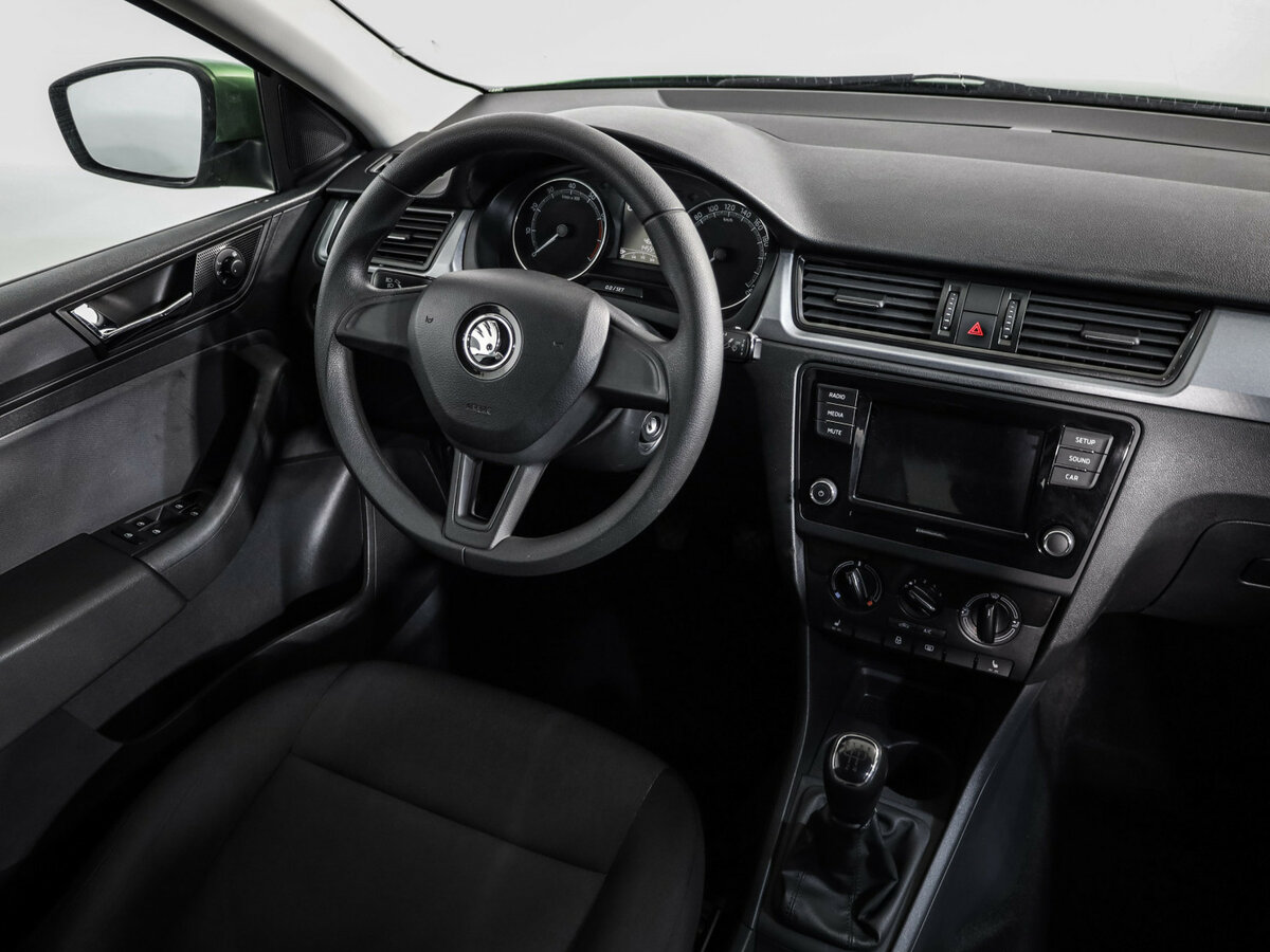 Skoda Rapid 2018 года с пробегом. Фото: #6