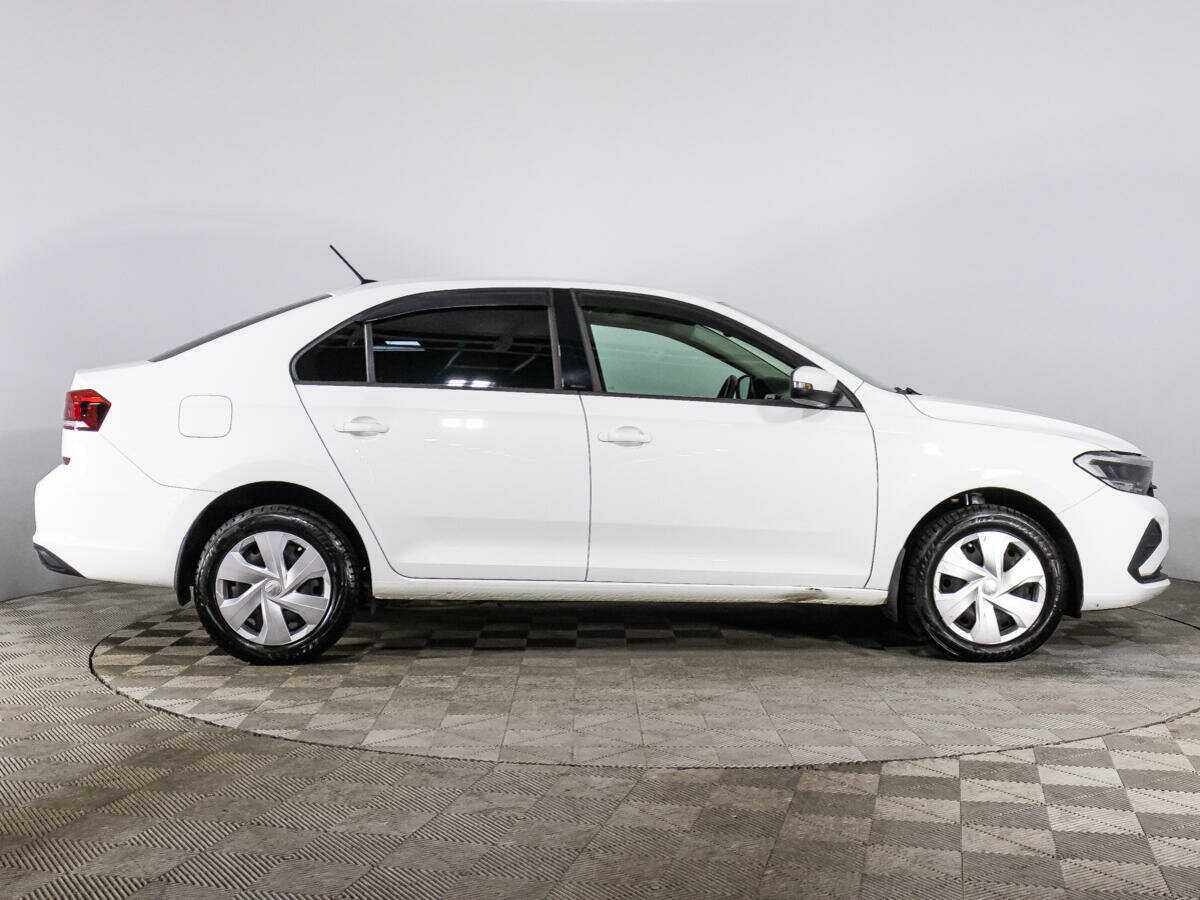Volkswagen Polo 2021 года с пробегом. Фото: #3