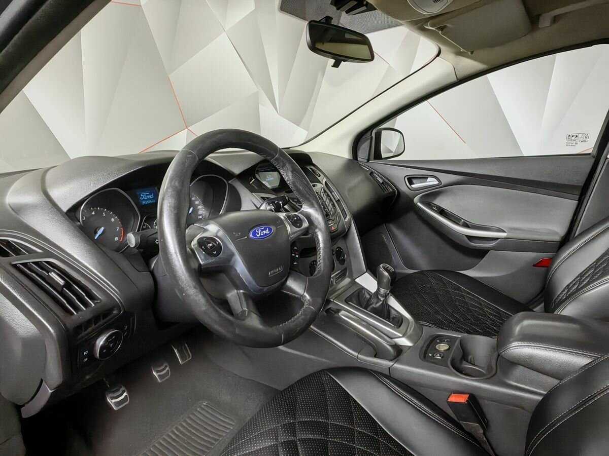 Ford Focus 2012 года с пробегом. Фото: #12