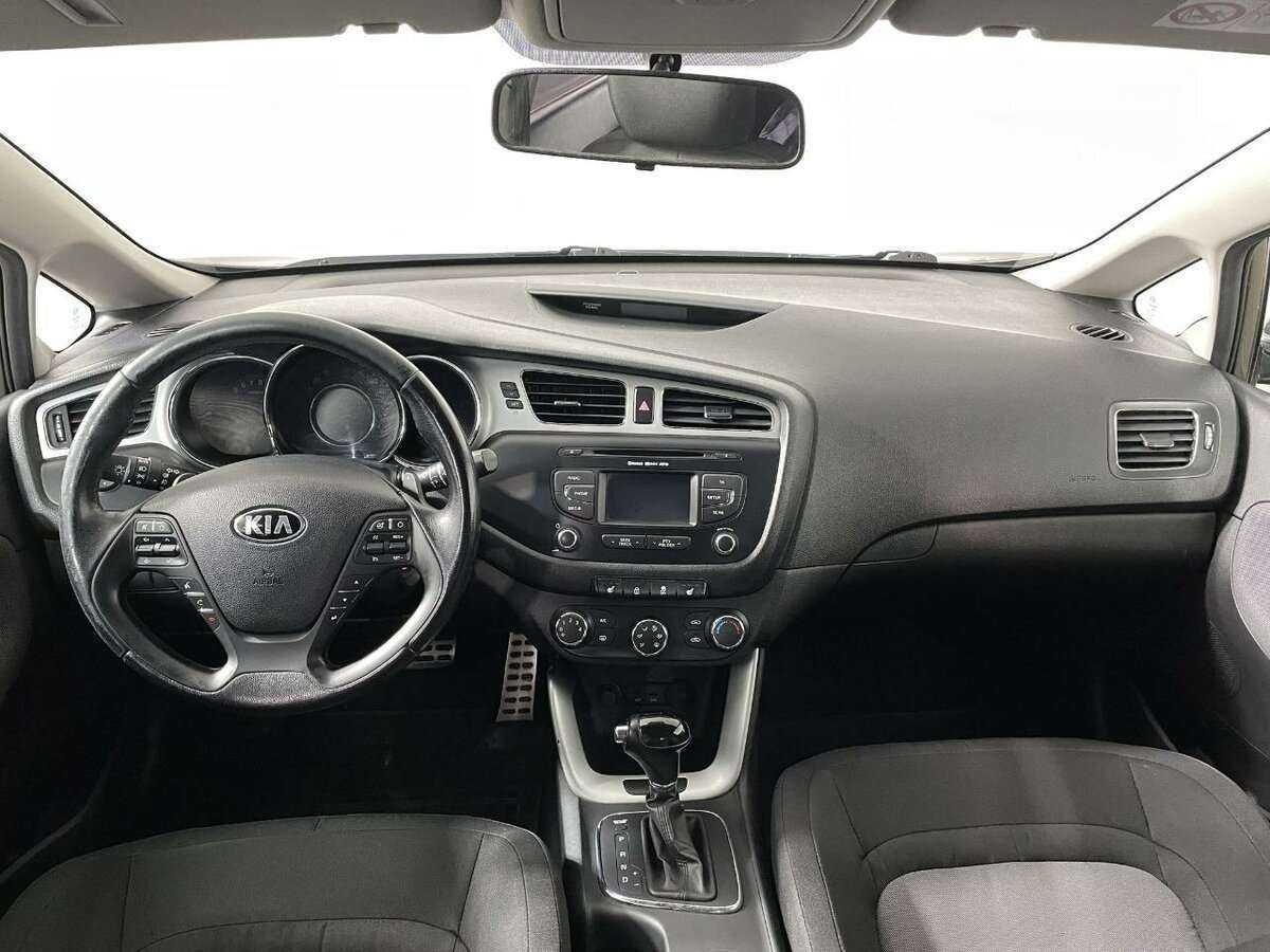 Kia Ceed 2013 года с пробегом. Фото: #6
