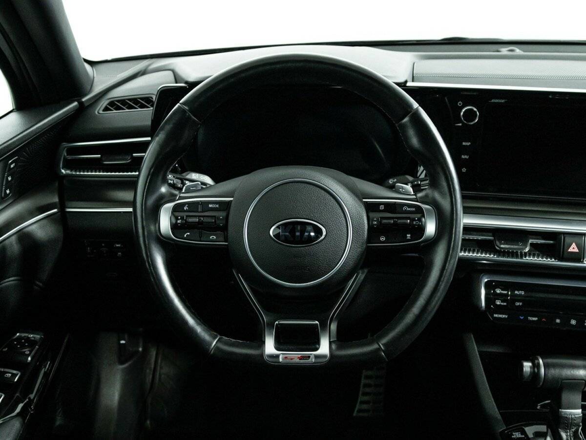 Kia K5 2021 года с пробегом. Фото: #24