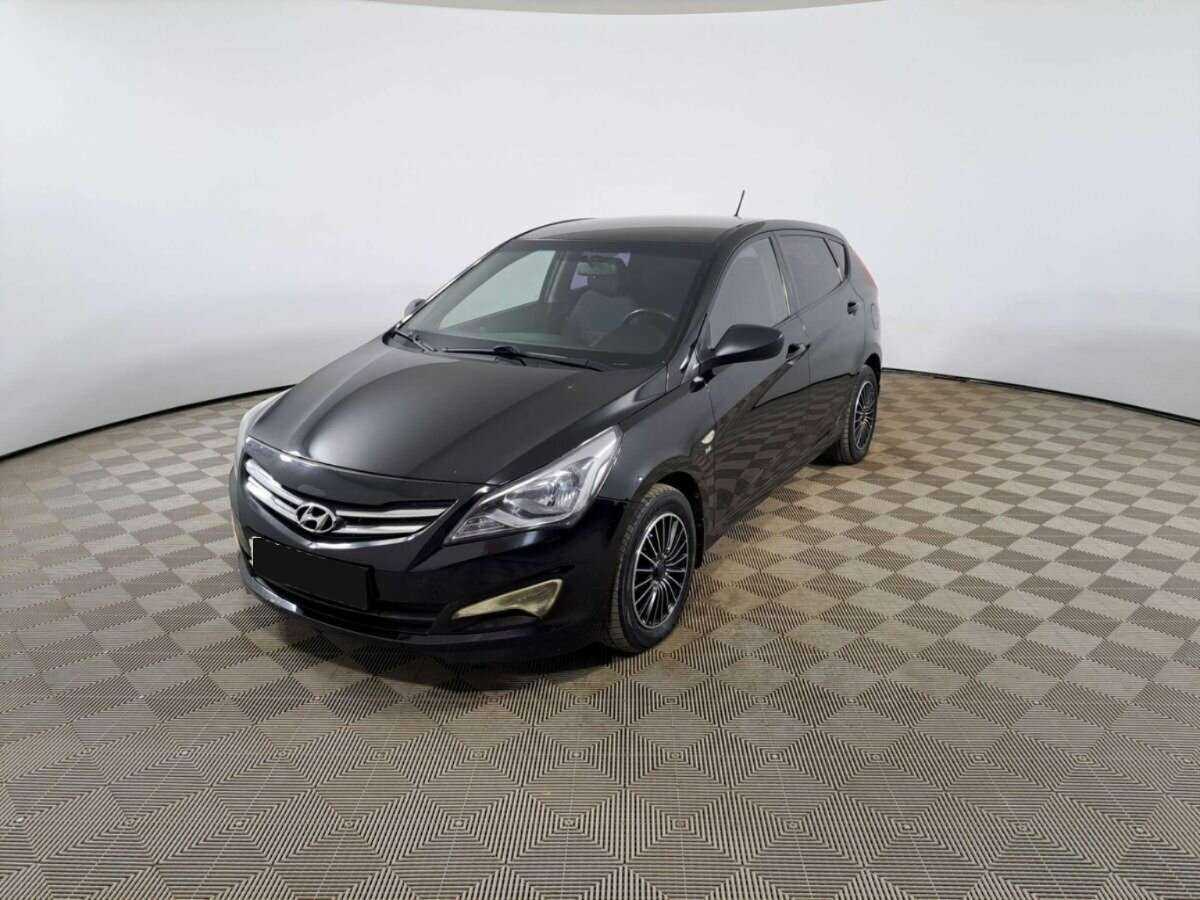 Hyundai Solaris 2015 года с пробегом. Посмотреть фото