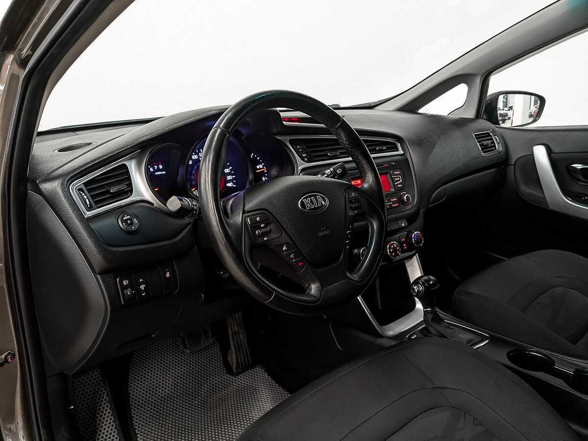Kia Ceed 2016 года с пробегом. Фото: #14