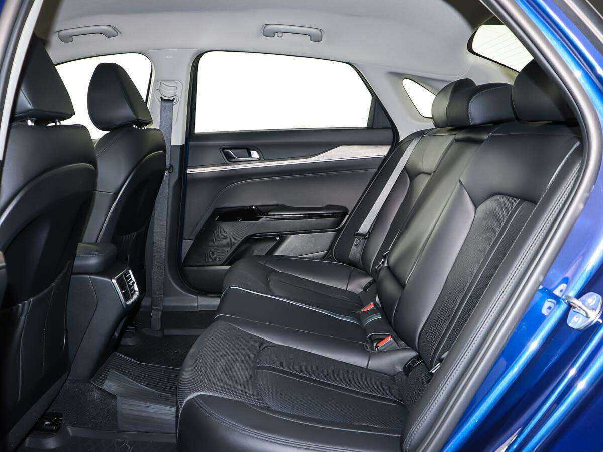 Kia K5 2021 года с пробегом. Фото: #9