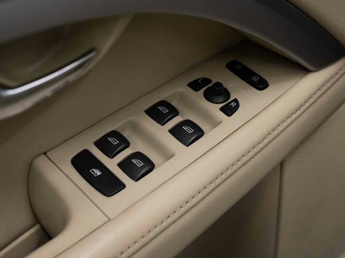 Volvo XC70 2014 года с пробегом. Фото: #16