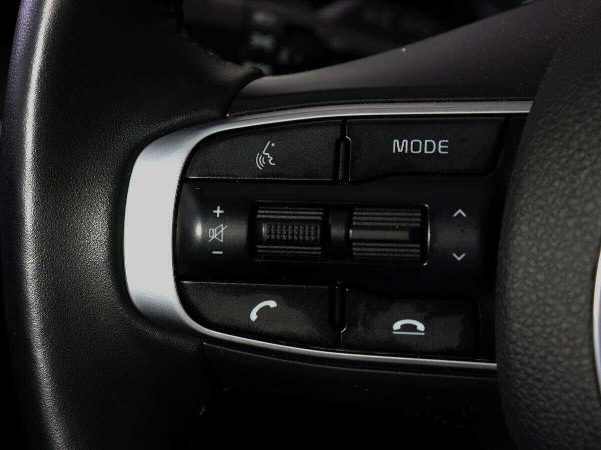 Kia K5 2021 года с пробегом. Фото: #17