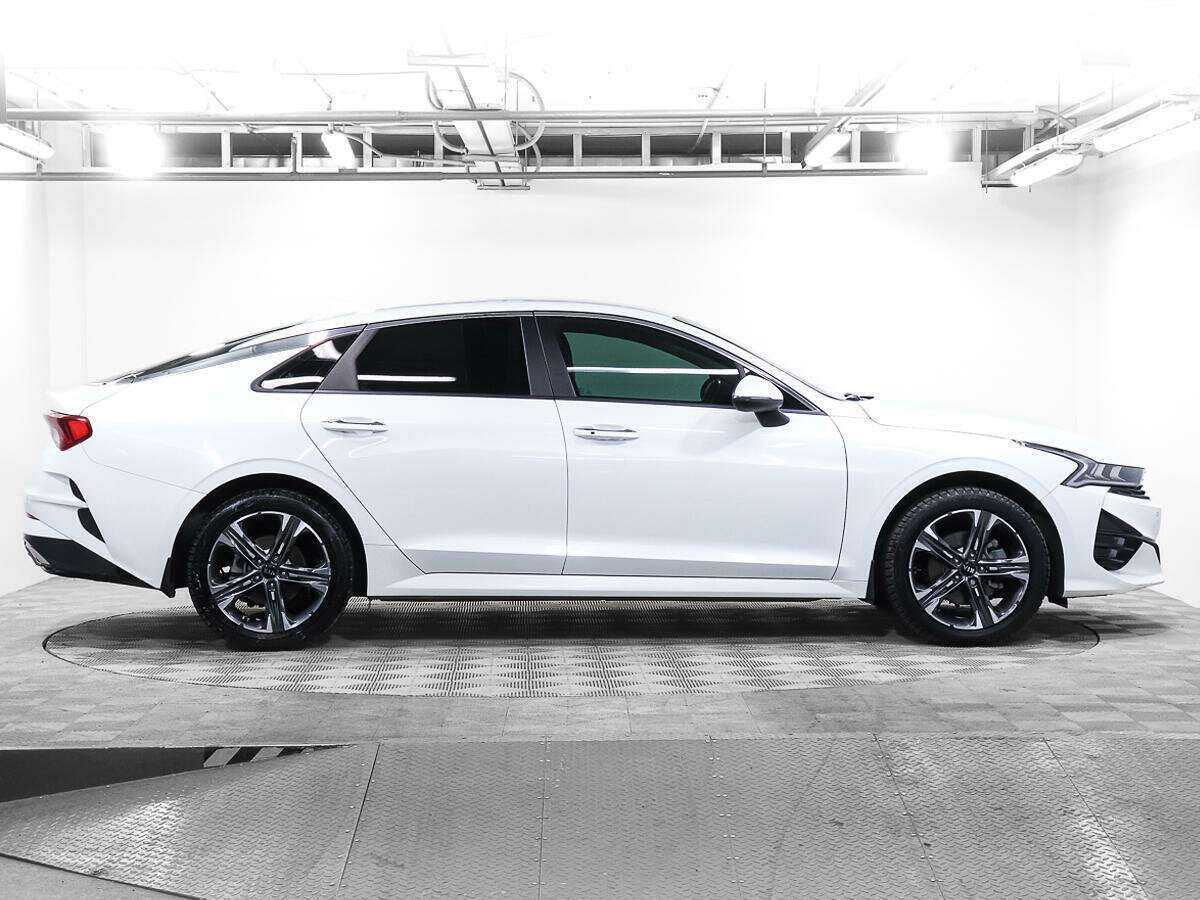 Kia K5 2020 года с пробегом. Фото: #3