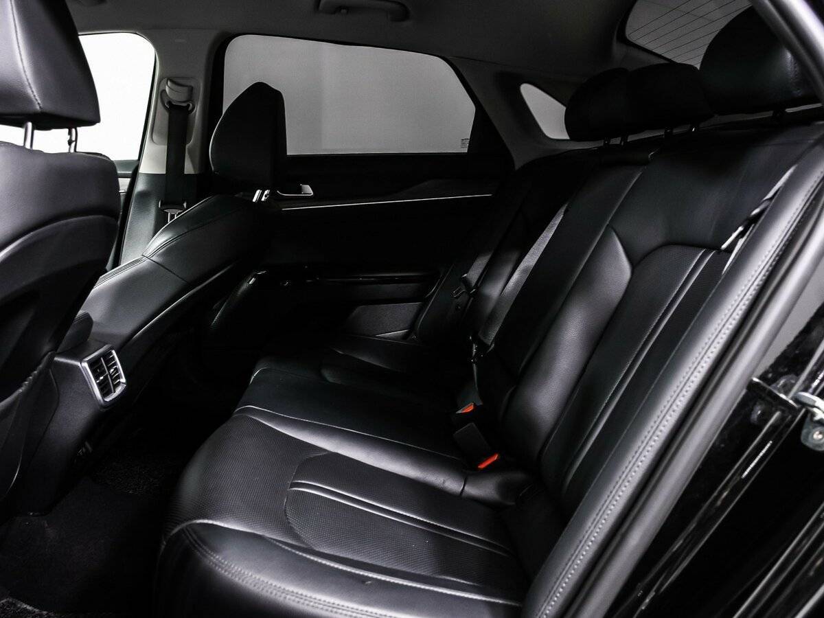 Kia K5 2021 года с пробегом. Фото: #11