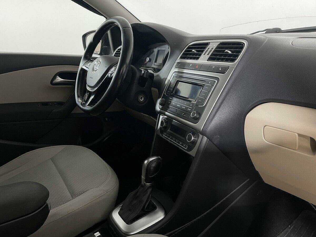Volkswagen Polo 2016 года с пробегом. Фото: #8