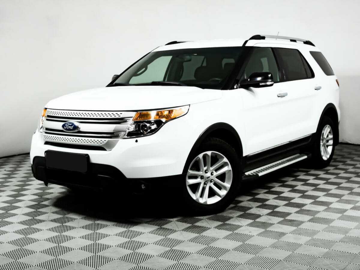 Ford Explorer 2013 года с пробегом. Фото: #0