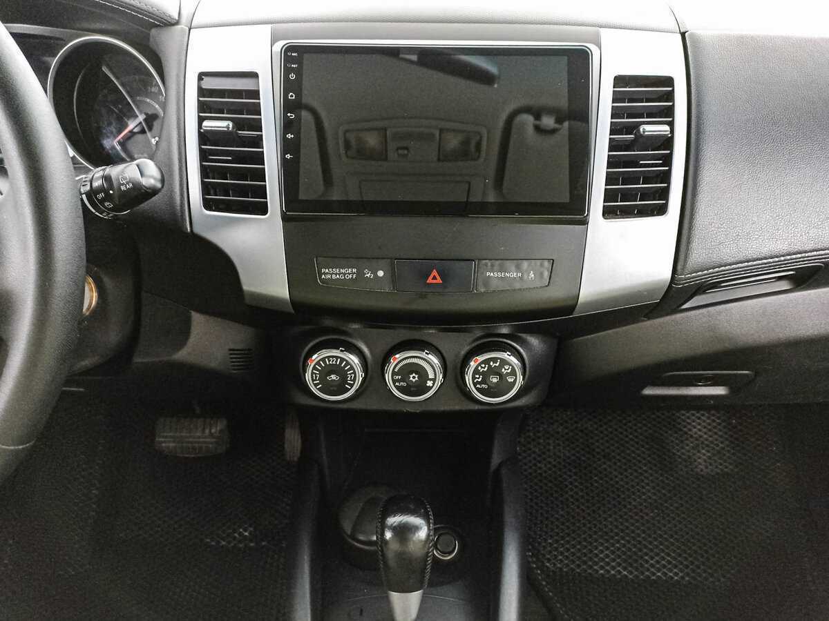 Mitsubishi Outlander 2012 года с пробегом. Фото: #14