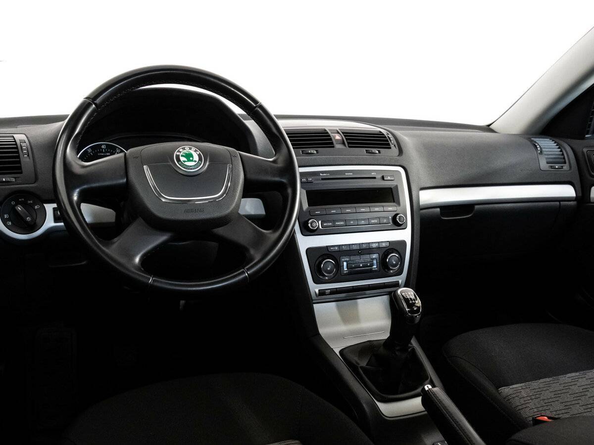 Skoda Octavia 2012 года с пробегом. Фото: #8