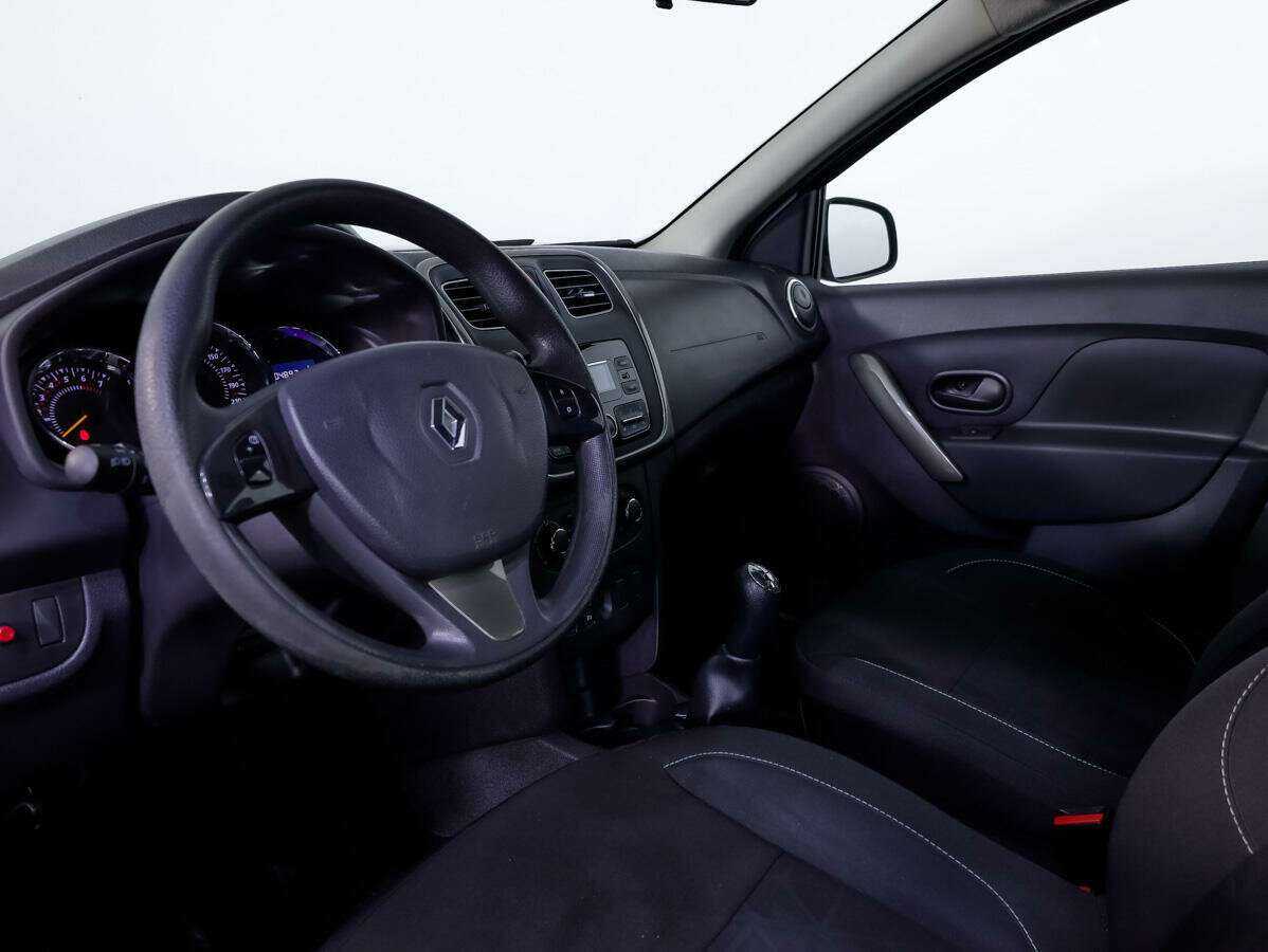Renault Sandero 2018 года с пробегом. Фото: #10