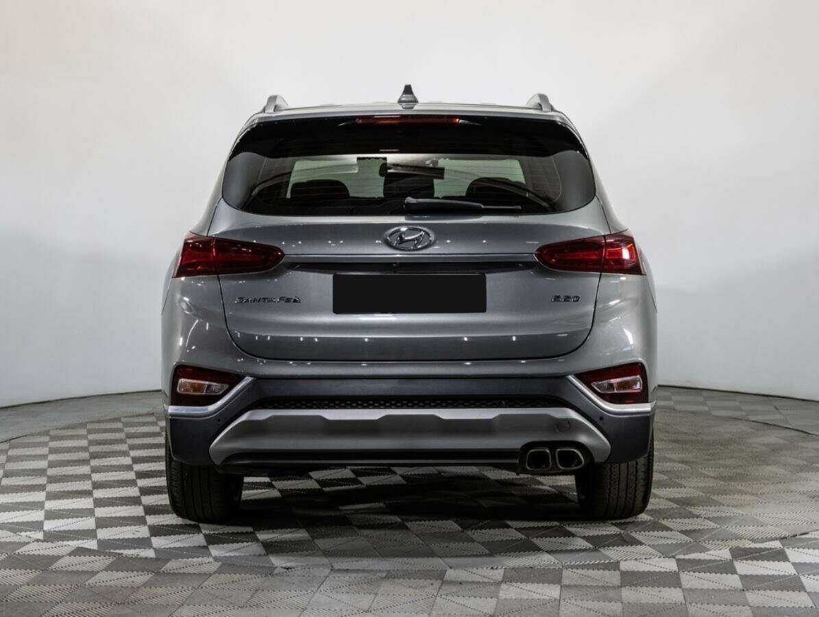 Hyundai Santa Fe 2018 года с пробегом. Фото: #4