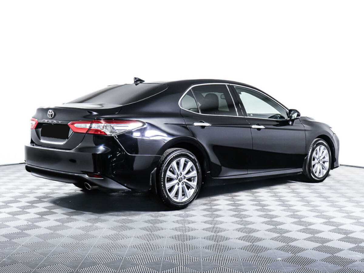 Toyota Camry 2019 года с пробегом. Фото: #3