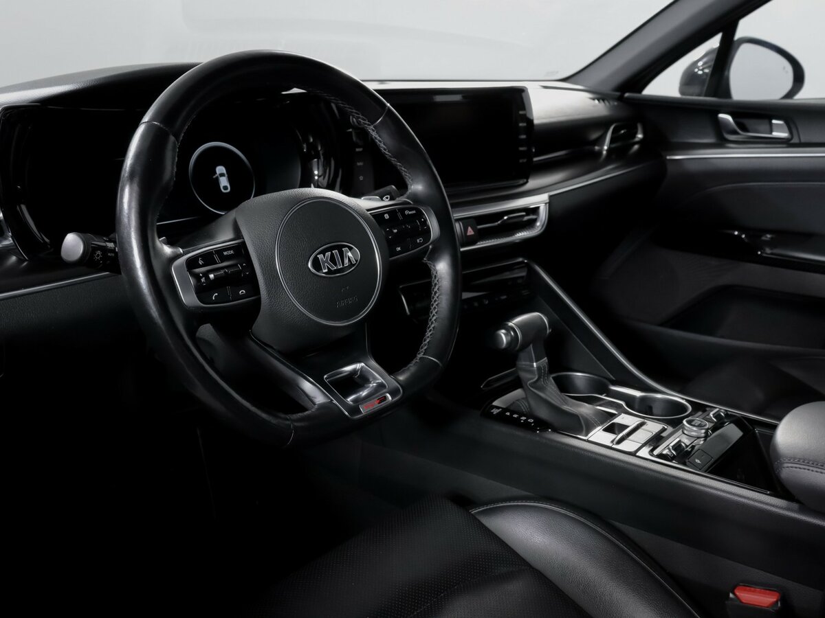 Kia K5 2021 года с пробегом. Фото: #12
