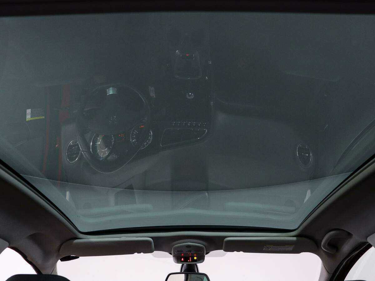 Peugeot 3008 2012 года с пробегом. Фото: #14