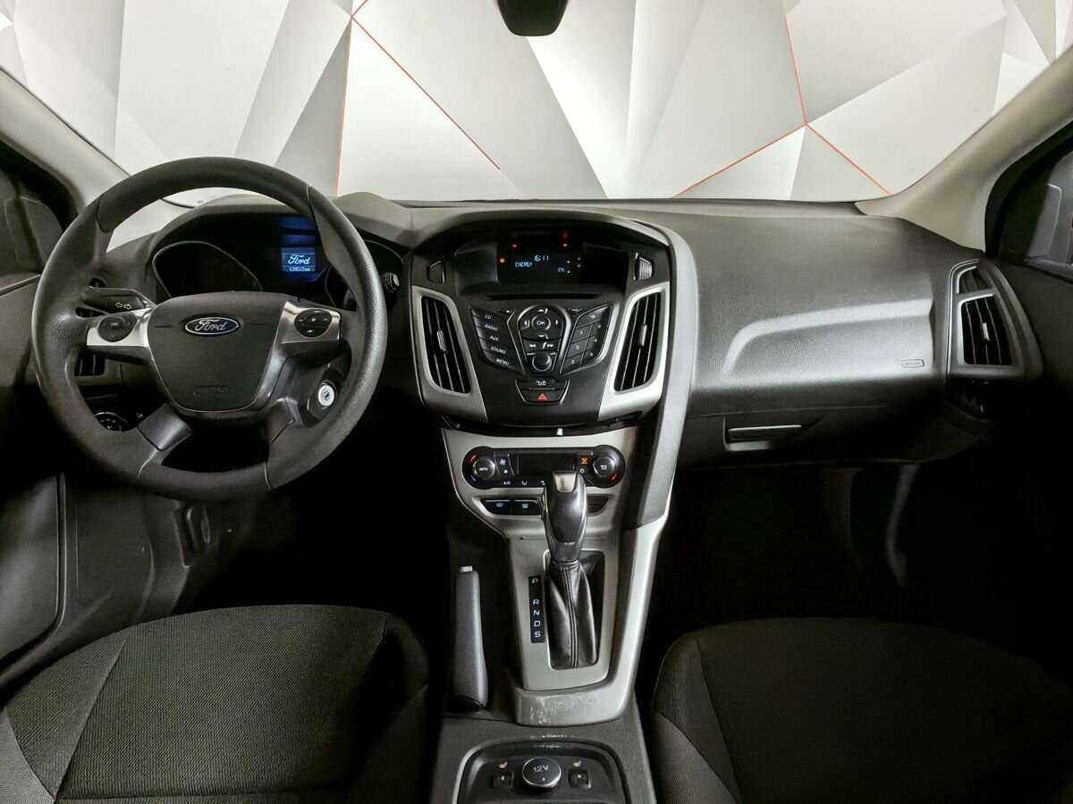 Ford Focus 2013 года с пробегом. Фото: #9