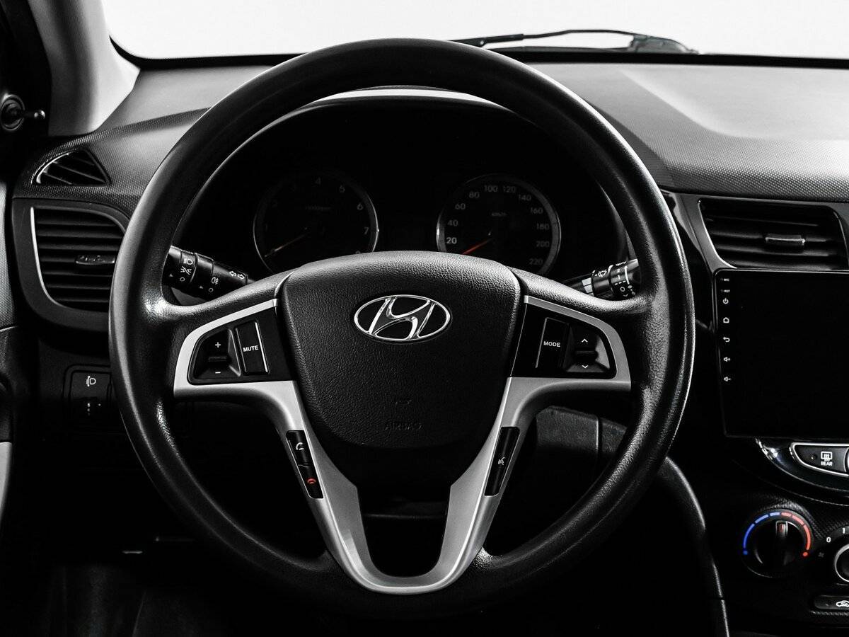 Hyundai Solaris 2012 года с пробегом. Фото: #11