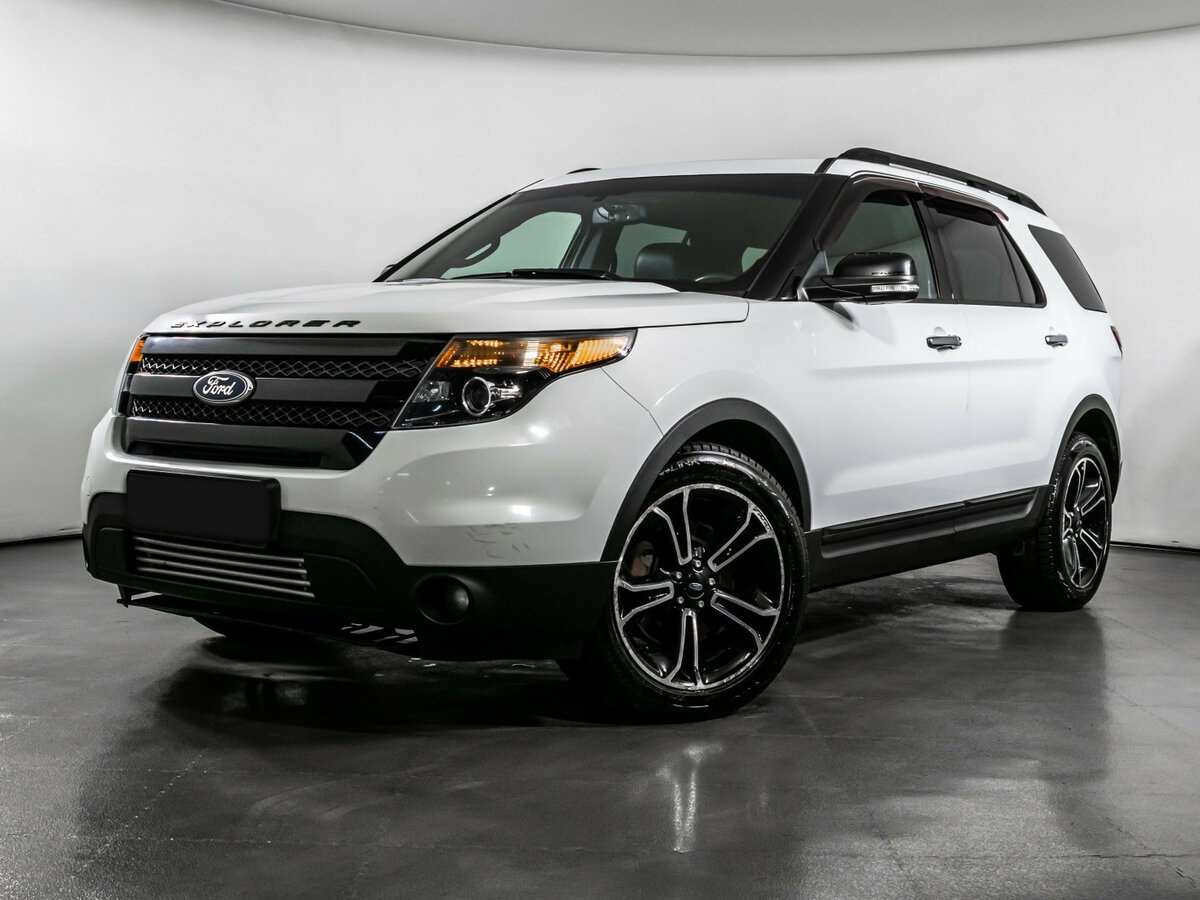 Ford Explorer 2013 года с пробегом. Посмотреть фото