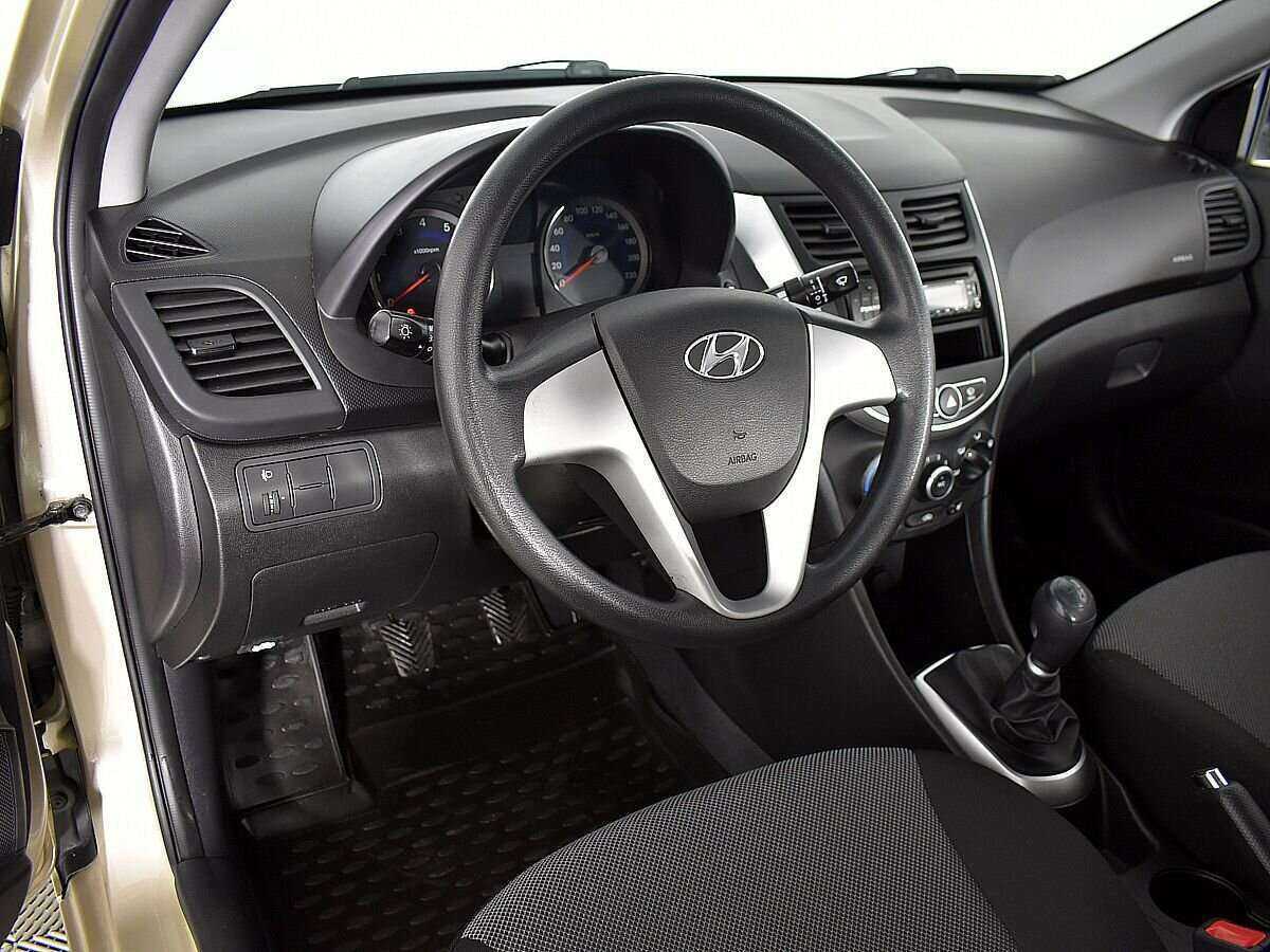Hyundai Solaris 2014 года с пробегом. Фото: #6