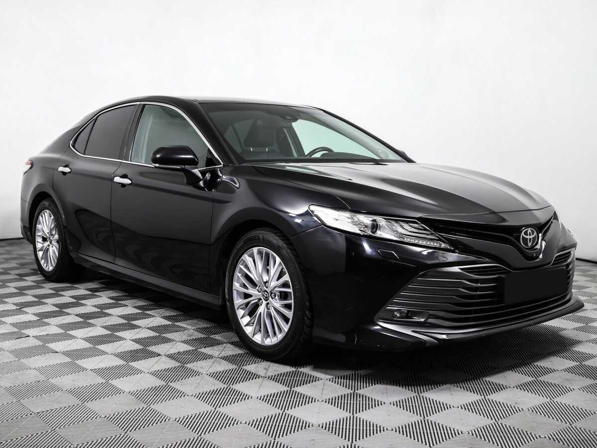 Toyota Camry 2018 года с пробегом. Фото: #2