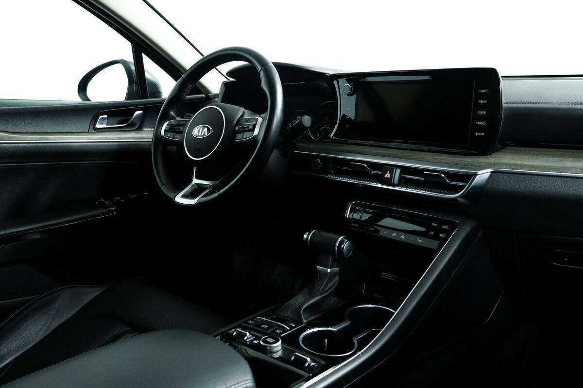 Kia K5 2021 года с пробегом. Фото: #8