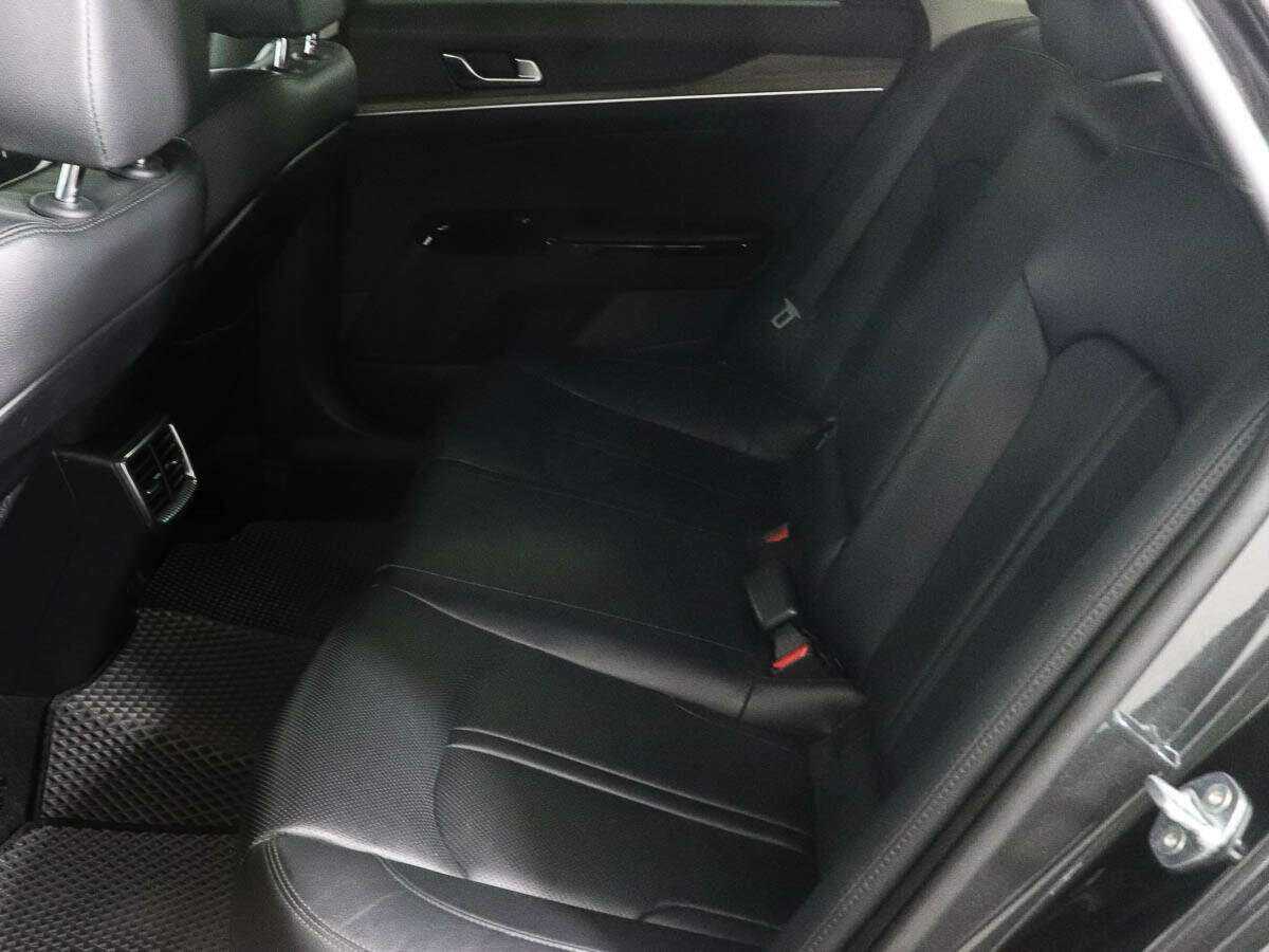 Kia K5 2021 года с пробегом. Фото: #7