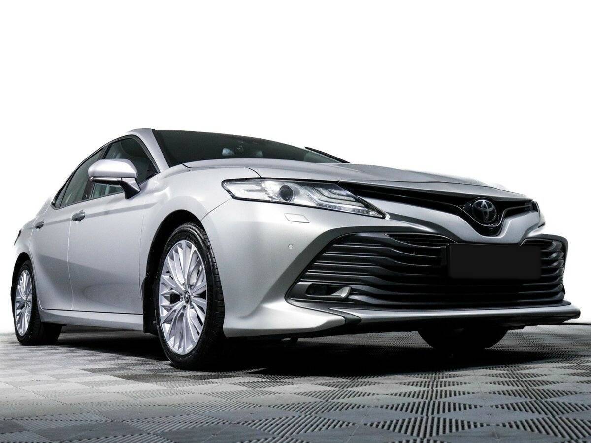 Toyota Camry 2018 года с пробегом. Фото: #18
