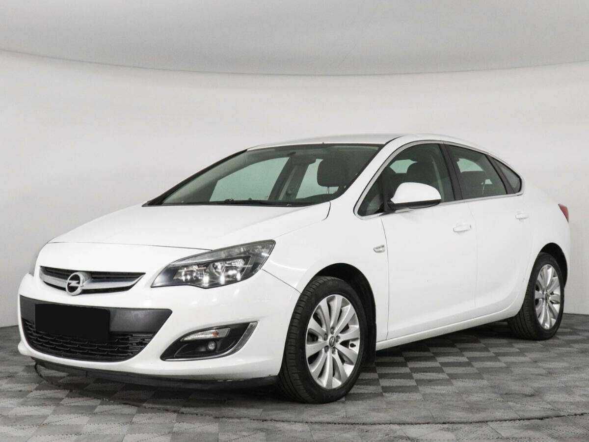 Opel Astra 2014 года с пробегом. Фото: #0