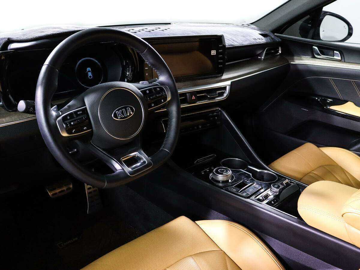 Kia K5 2020 года с пробегом. Фото: #11