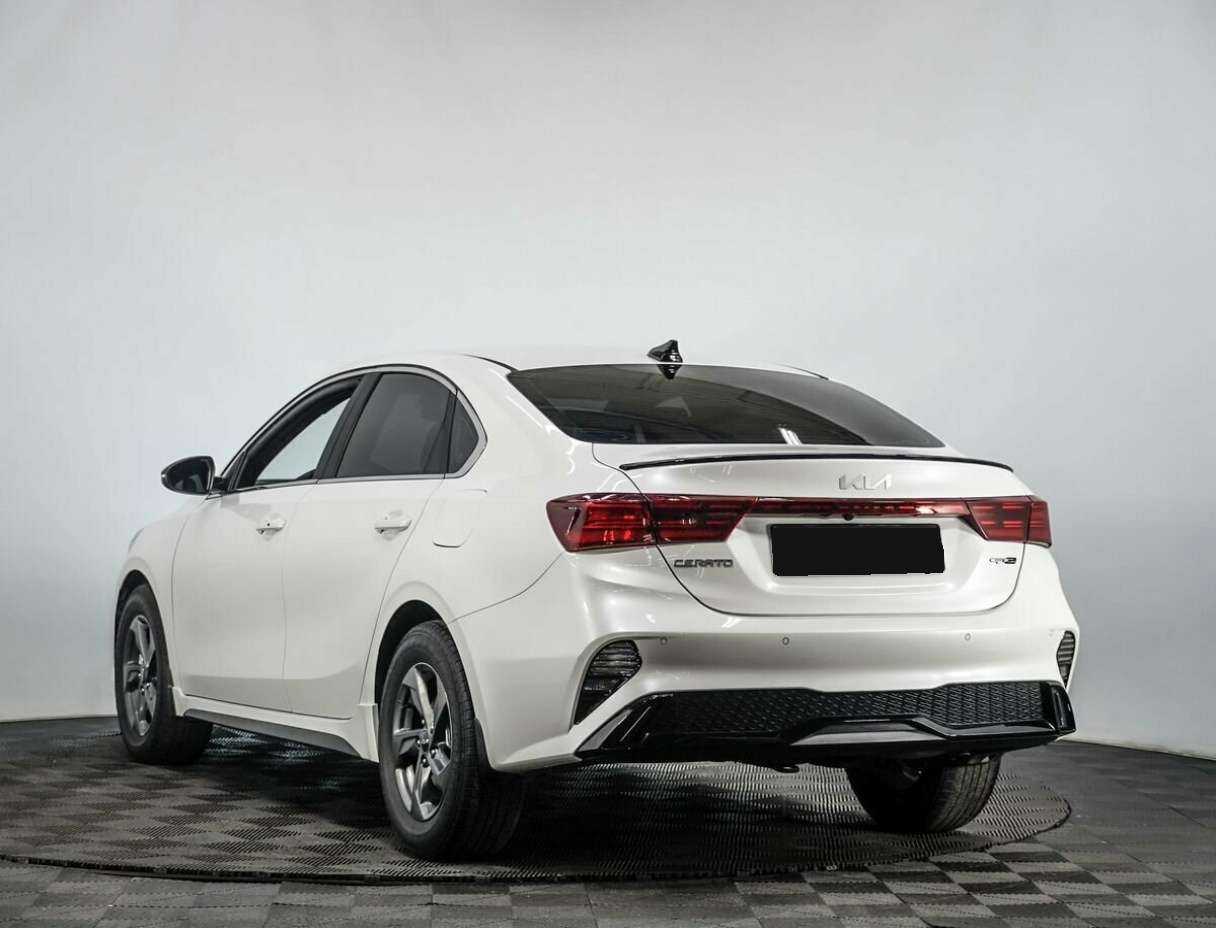 Kia Cerato 2022 года с пробегом. Фото: #5