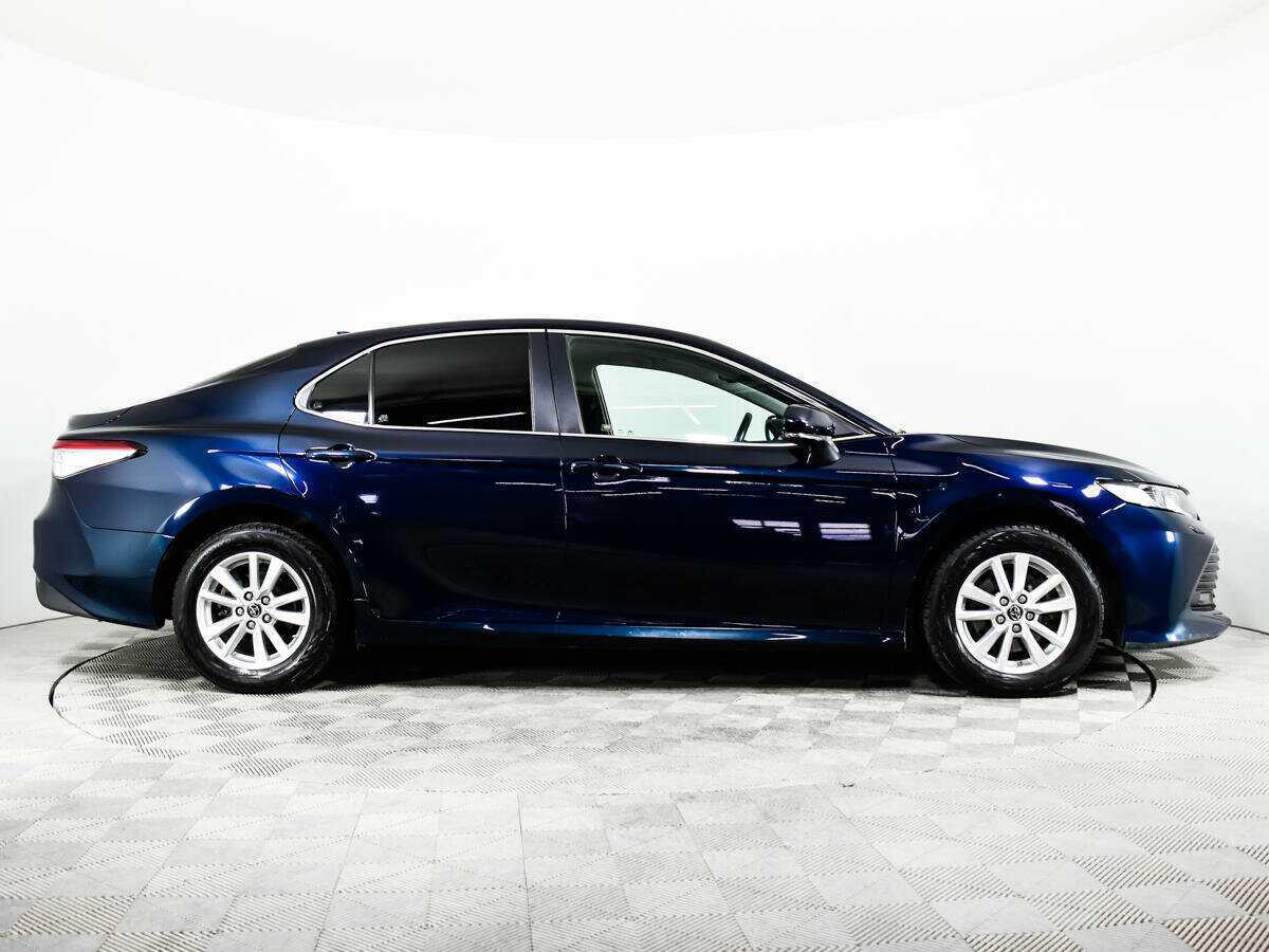 Toyota Camry 2019 года с пробегом. Фото: #5