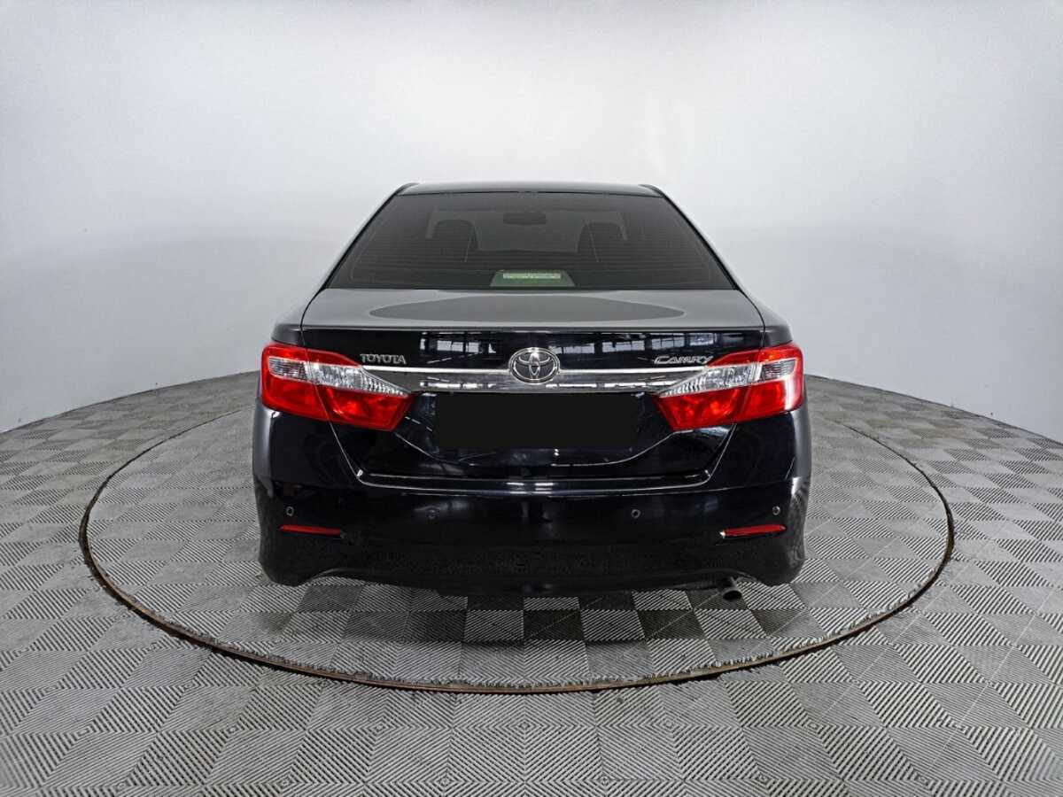 Toyota Camry 2012 года с пробегом. Фото: #5